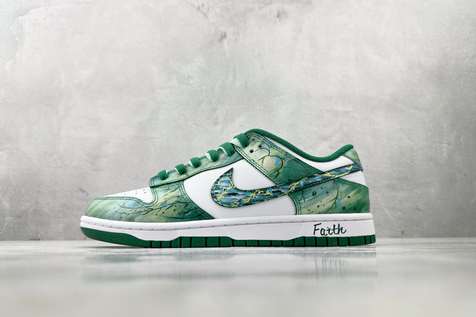  
【定制球鞋】Nike Dunk 多巴胺 柳条 绿色

货号：HF5441-101（Team626-柳