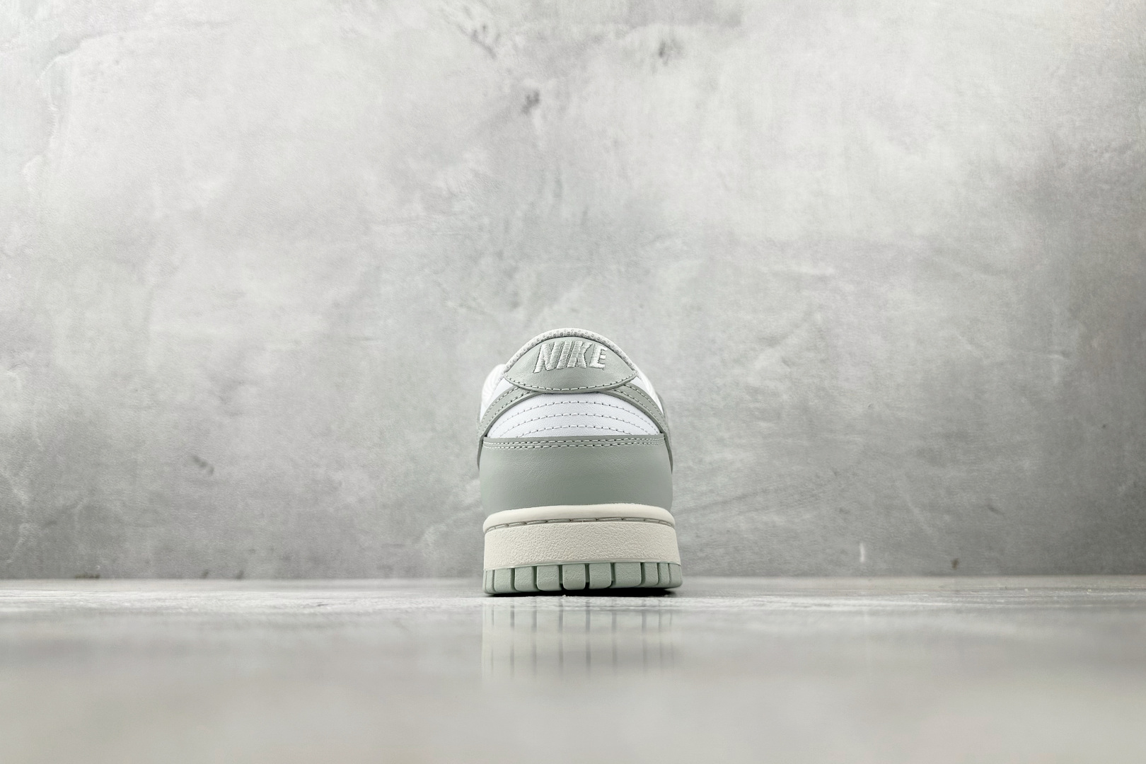  
Nike Dunk Low 绿色

货号：FB9109-124
尺码：35.5 36 36.5 37