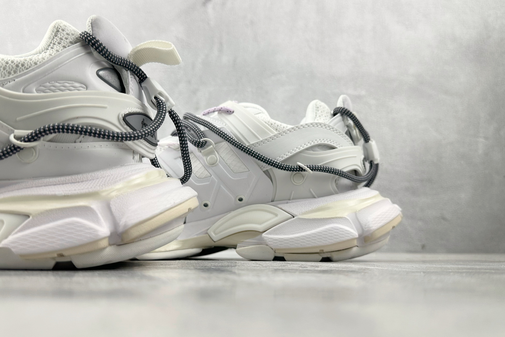 FK 300 Balenciaga巴黎世家 Track Trail 白色 800590WTRHK