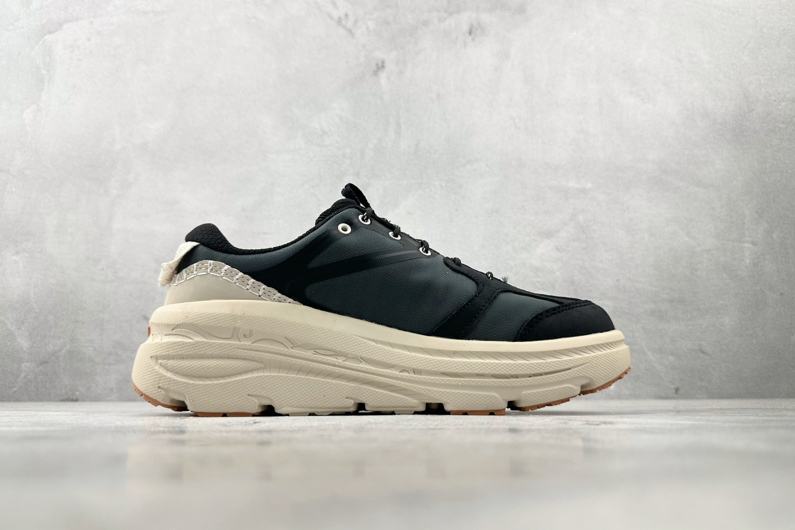 210 东南亚订单 HOKA ONE ONE Bondi B3 LS 黑色 1155351-BKLB