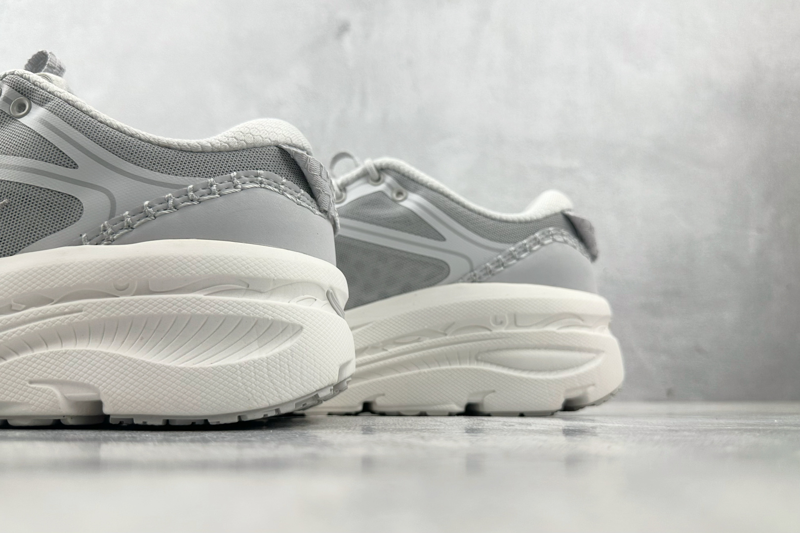 210 东南亚订单 HOKA ONE ONE Bondi B3 LS 灰色 1155351W-050
