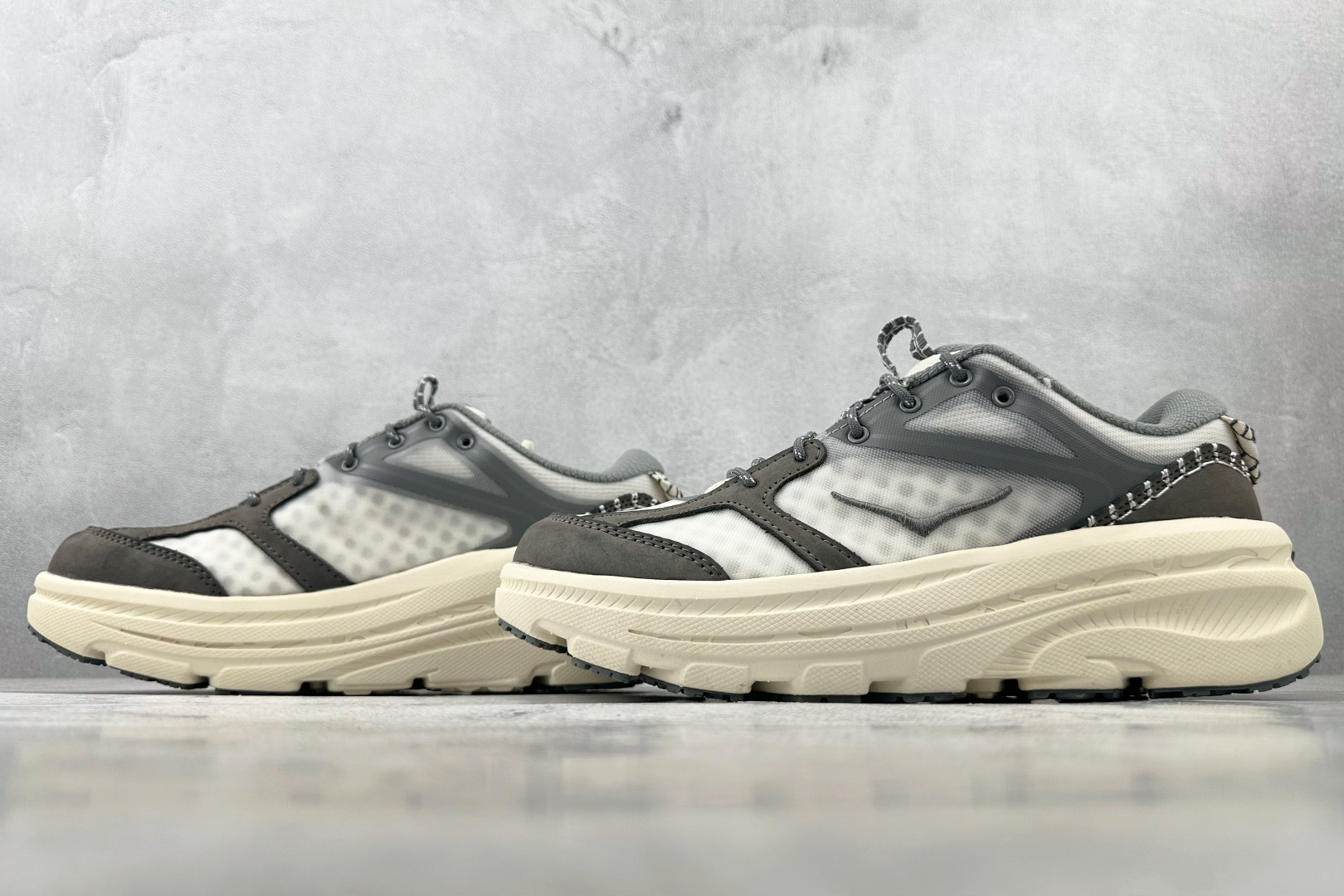 210 东南亚订单 HOKA ONE ONE Bondi B3 LS 灰色 1155351-ARST