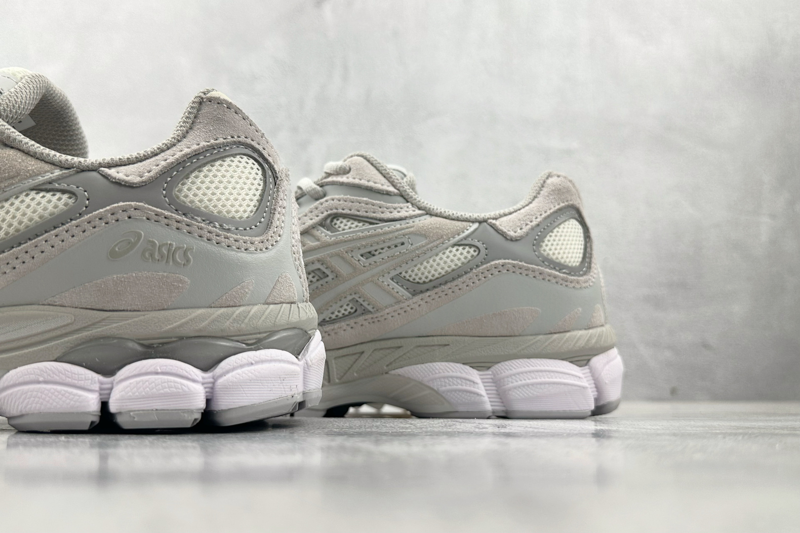 Asics GEL-NYC系列 灰白 1203A663101
