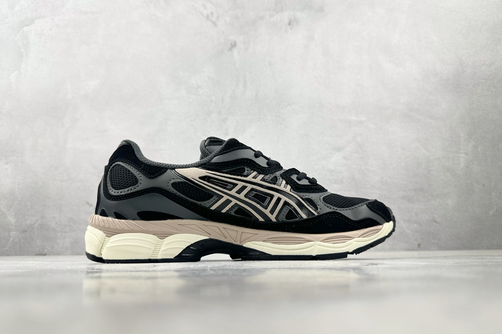 Asics GEL-NYC系列 黑白 1203A663-002