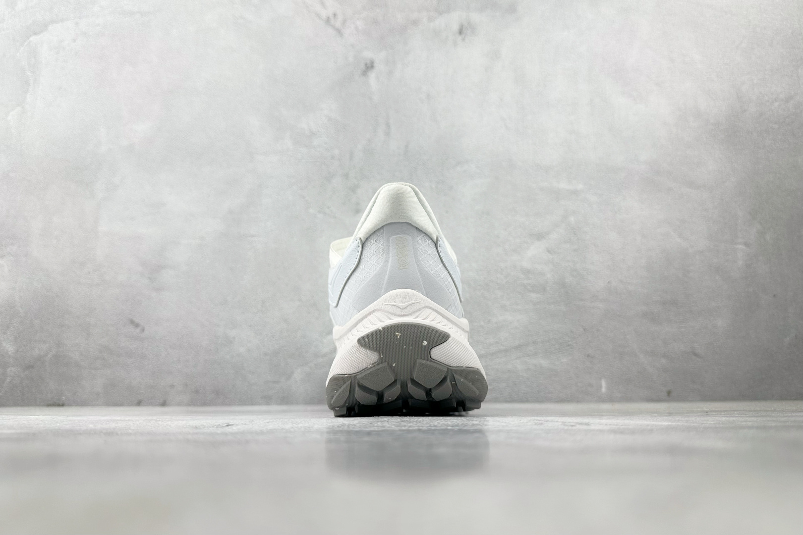 东南亚订单 HOKA ONE ONE PROJECT TRANSPORT 白色 1162850-WMC