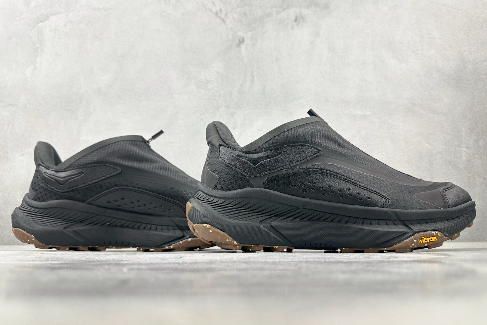 东南亚订单 HOKA ONE ONE PROJECT TRANSPORT 黑色 1162850-CRBN