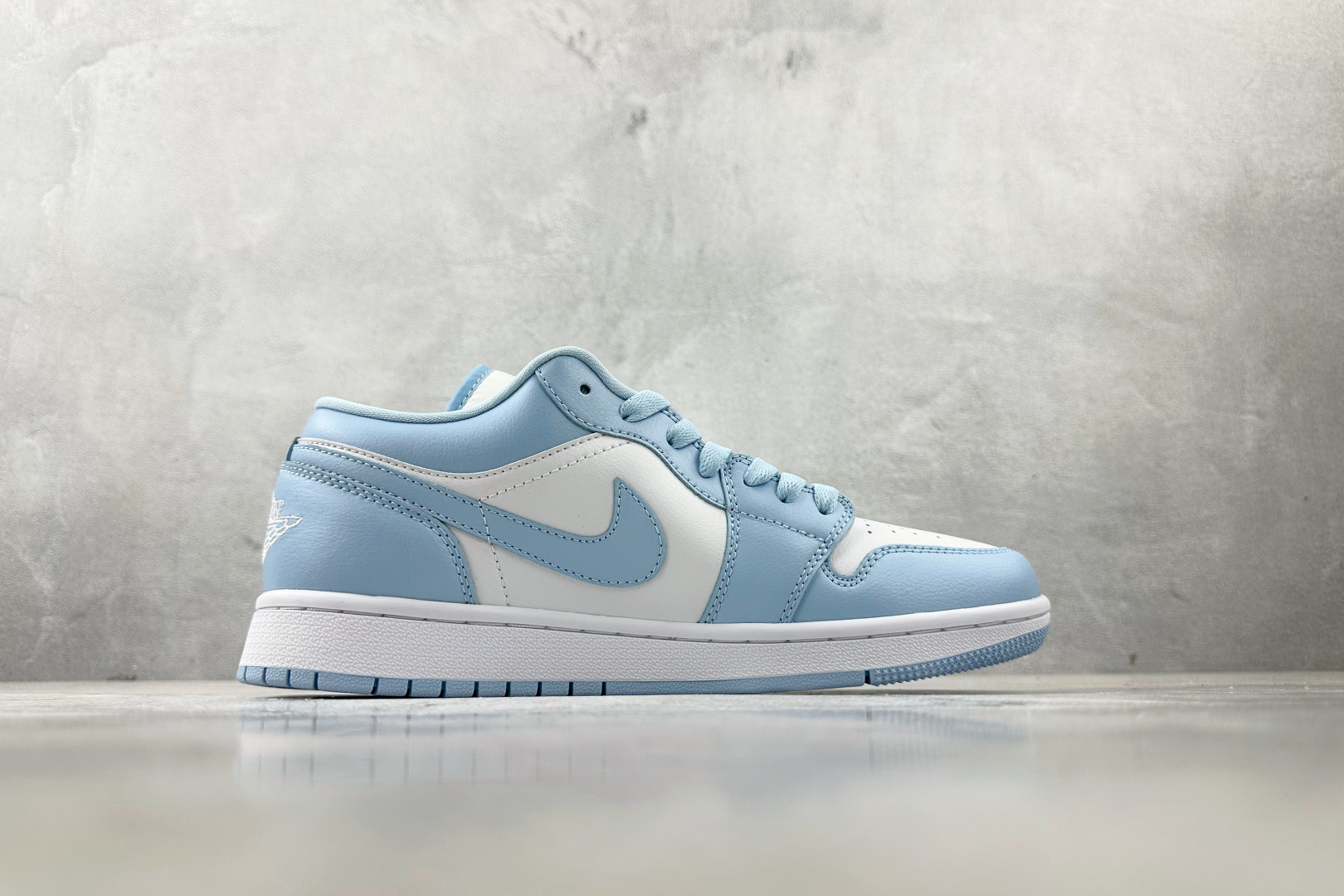 Jordan Air Jordan 1 low 北卡蓝 DC0774-141