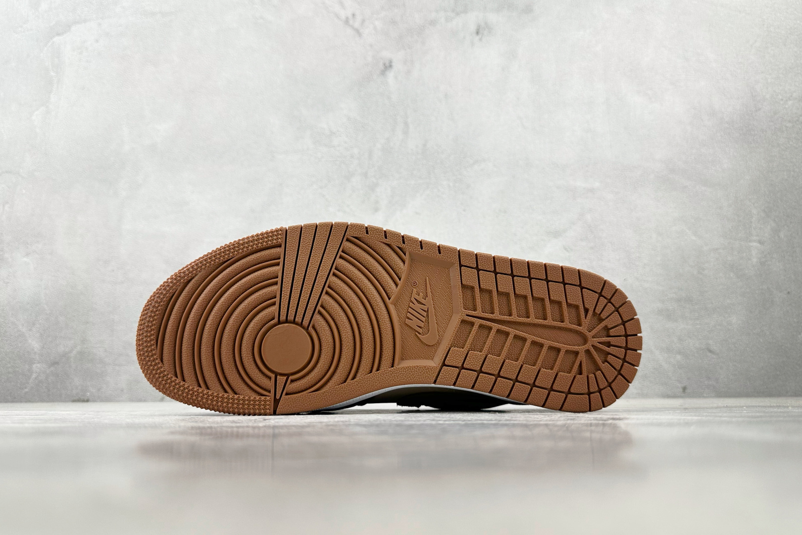 Jordan Air Jordan 1 low 棕褐色 FJ3453-200