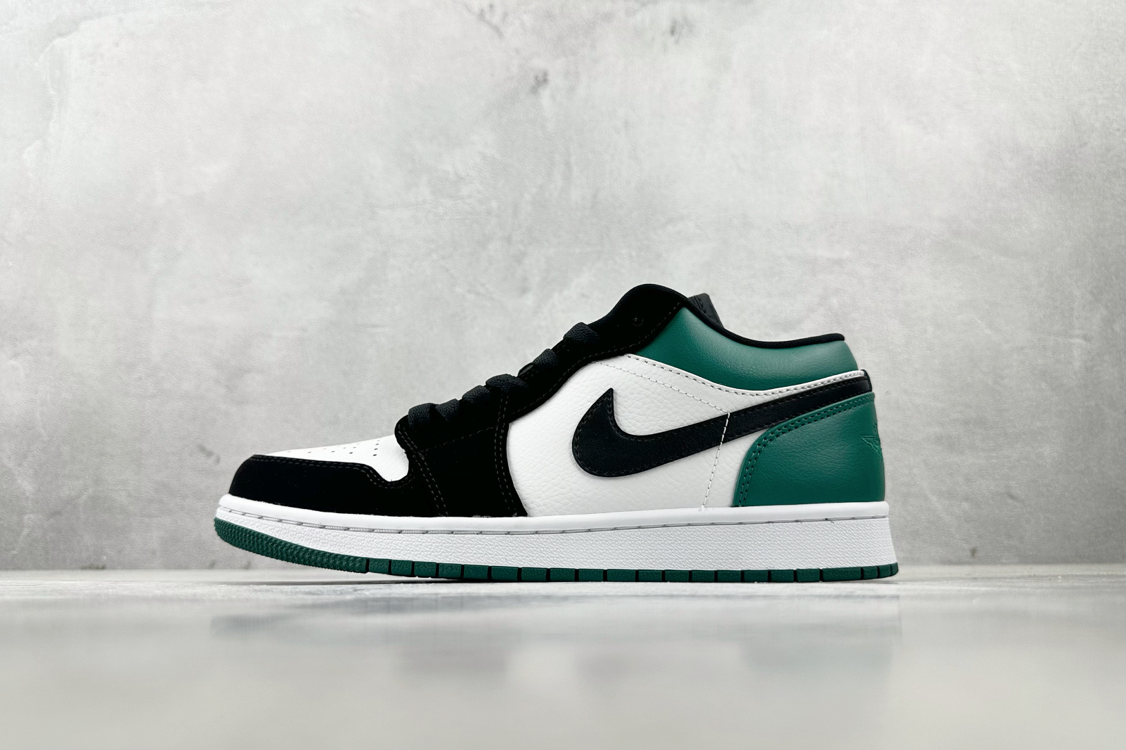 Jordan Air Jordan 1 low 黑绿 553560-113