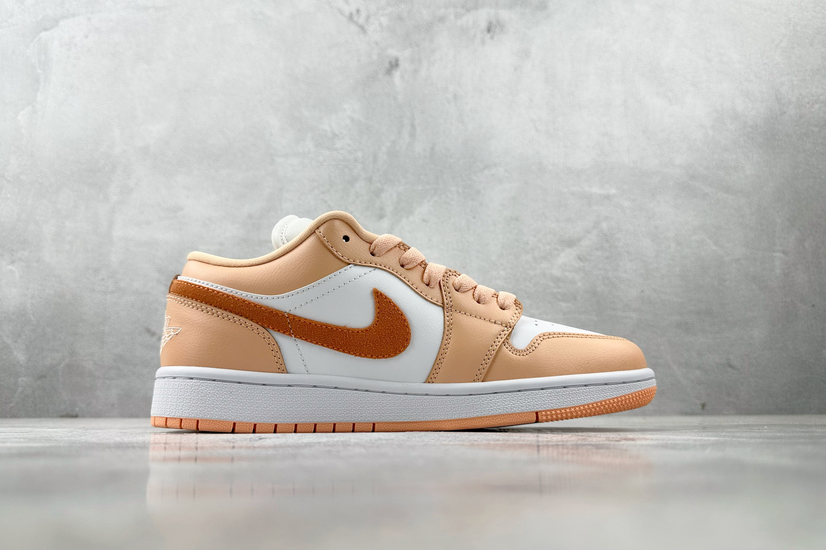 Jordan Air Jordan 1 low 日落霧黃 DC0774-801