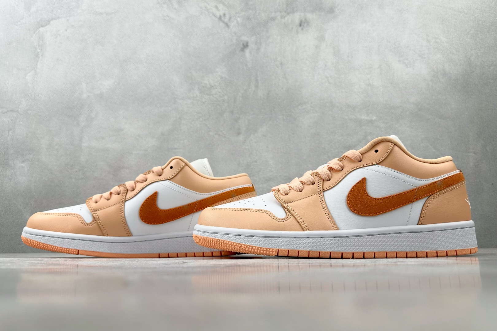 Jordan Air Jordan 1 low 日落霧黃 DC0774-801
