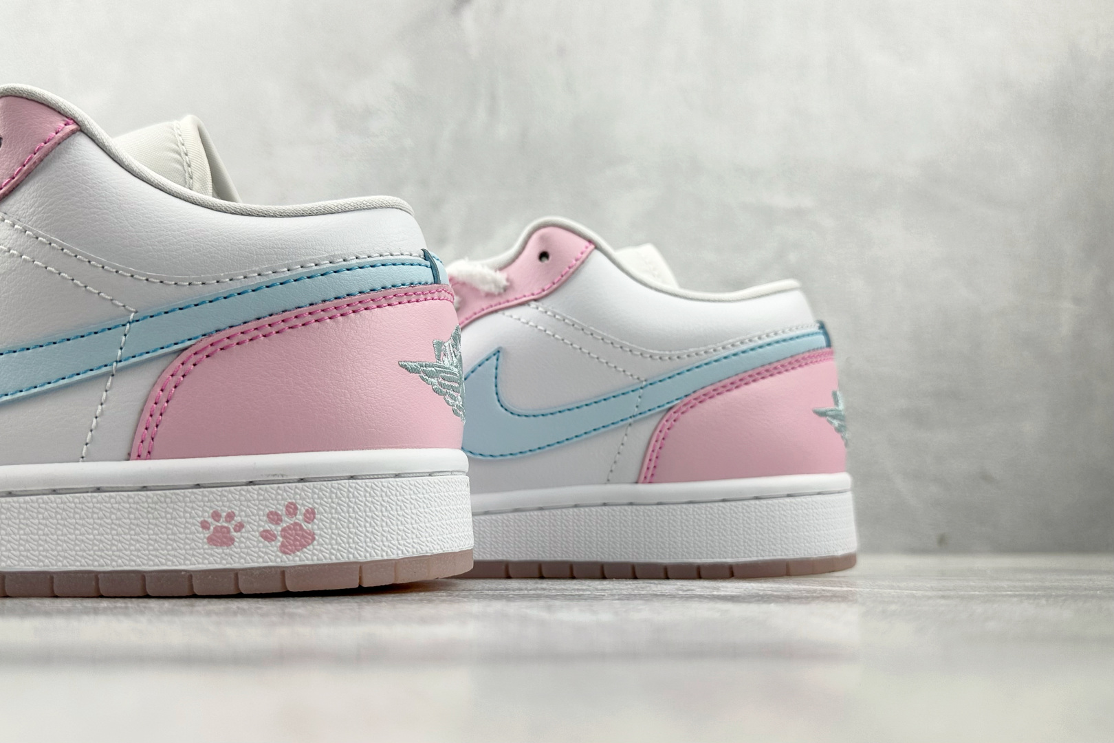 Jordan Air Jordan 1 low 白粉 HM3706-141