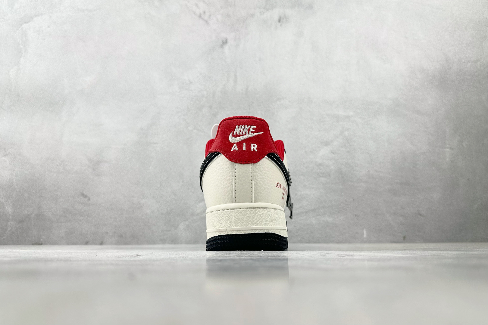 Nike Air Force 1'07 LV 联名 黑白红 CS5288-022