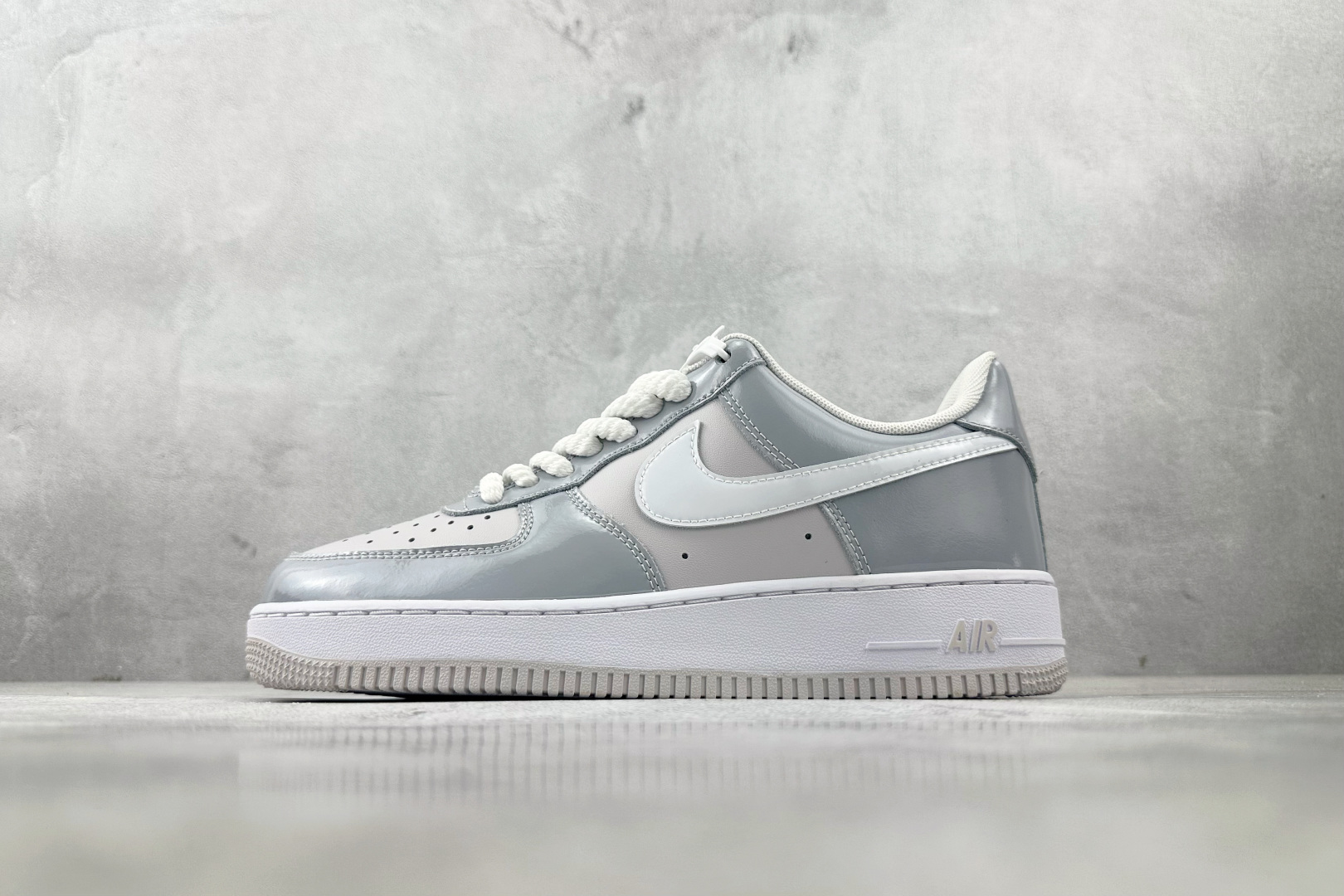 Nike Air Force 1 Low 灰色 HV9405-001