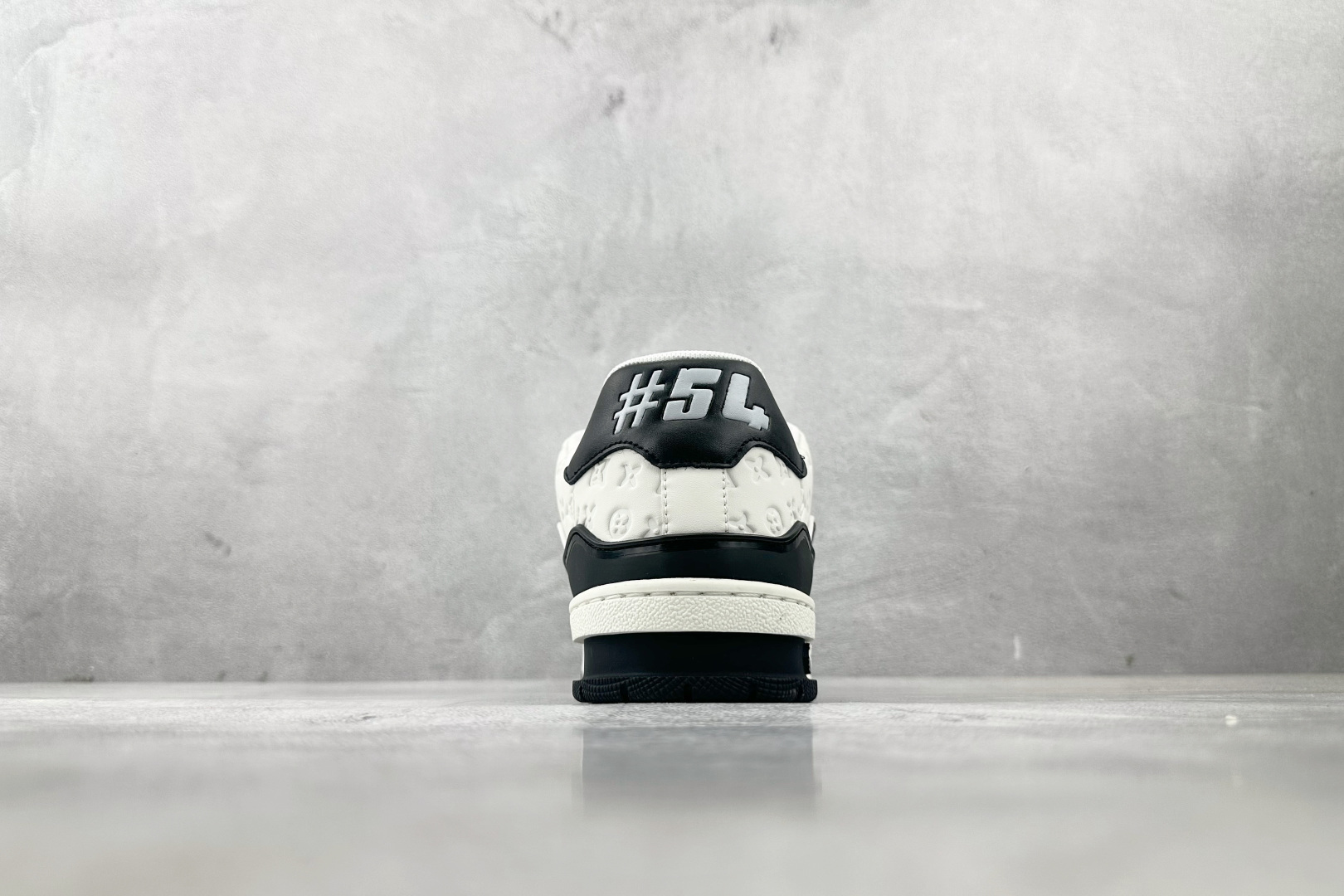 图片[9]-TX  LOUIS VUITTON Trainer 白黑 货号：1AANED 尺码：39 40 41 42 43 44 45 46-选品中心