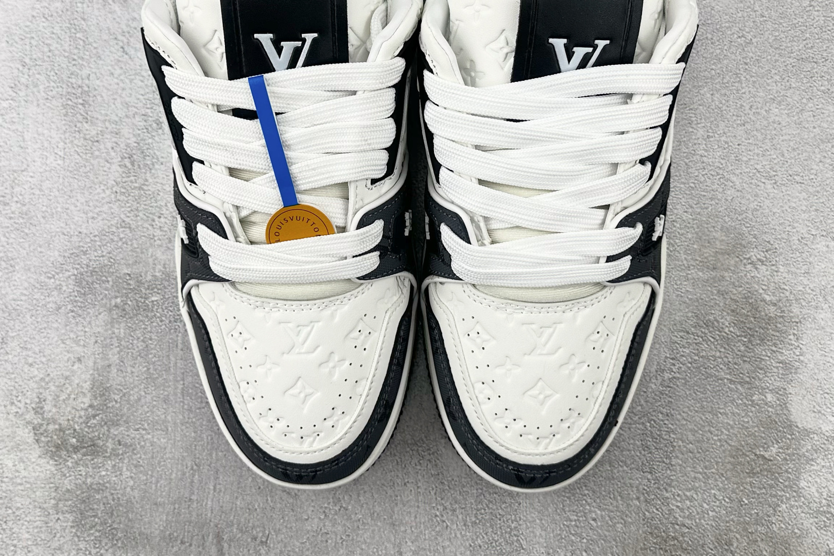 图片[7]-TX  LOUIS VUITTON Trainer 白黑 货号：1AANED 尺码：39 40 41 42 43 44 45 46-选品中心