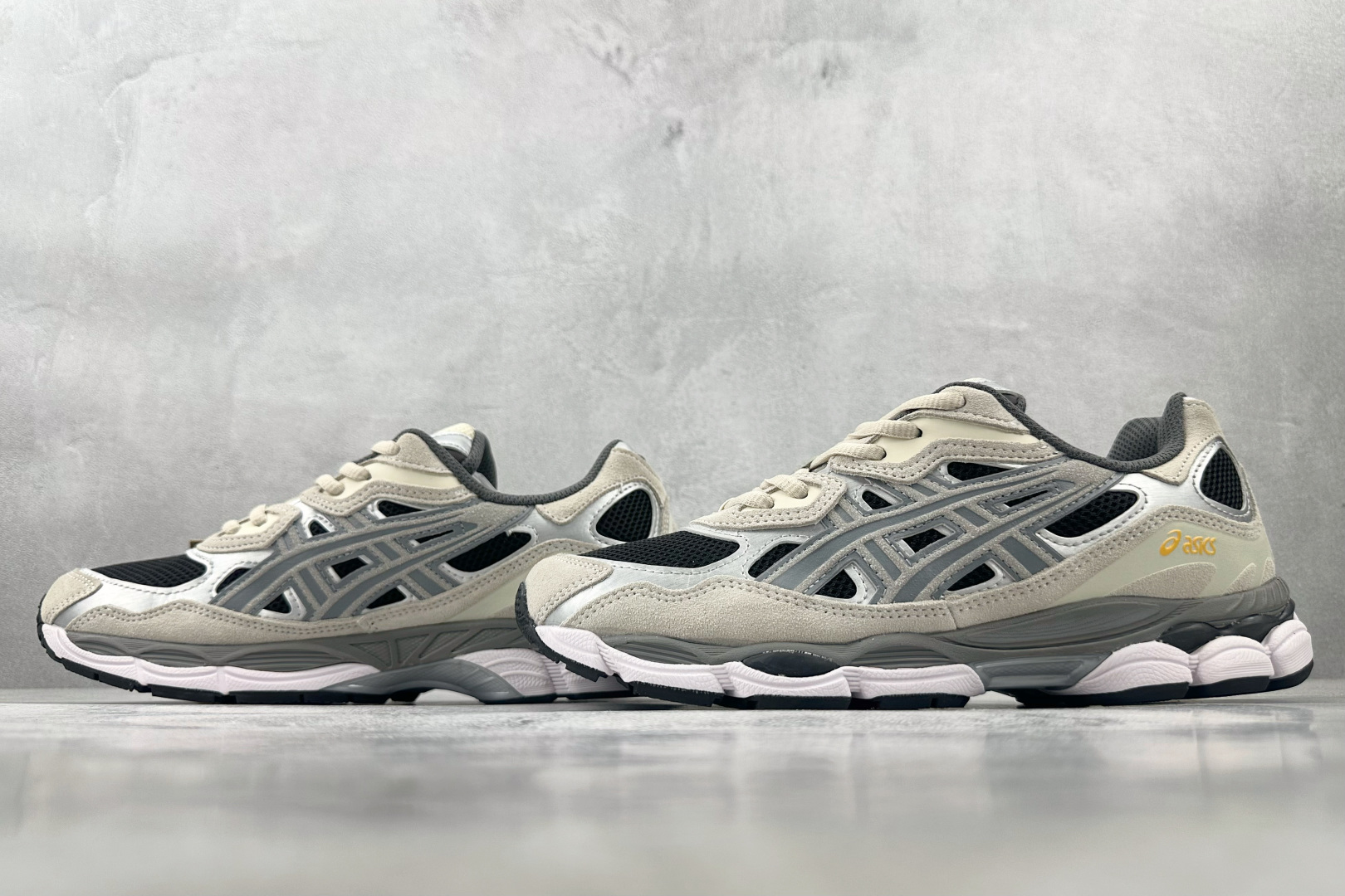 Asics GEL-NYC系列 米灰色 1201A789-001