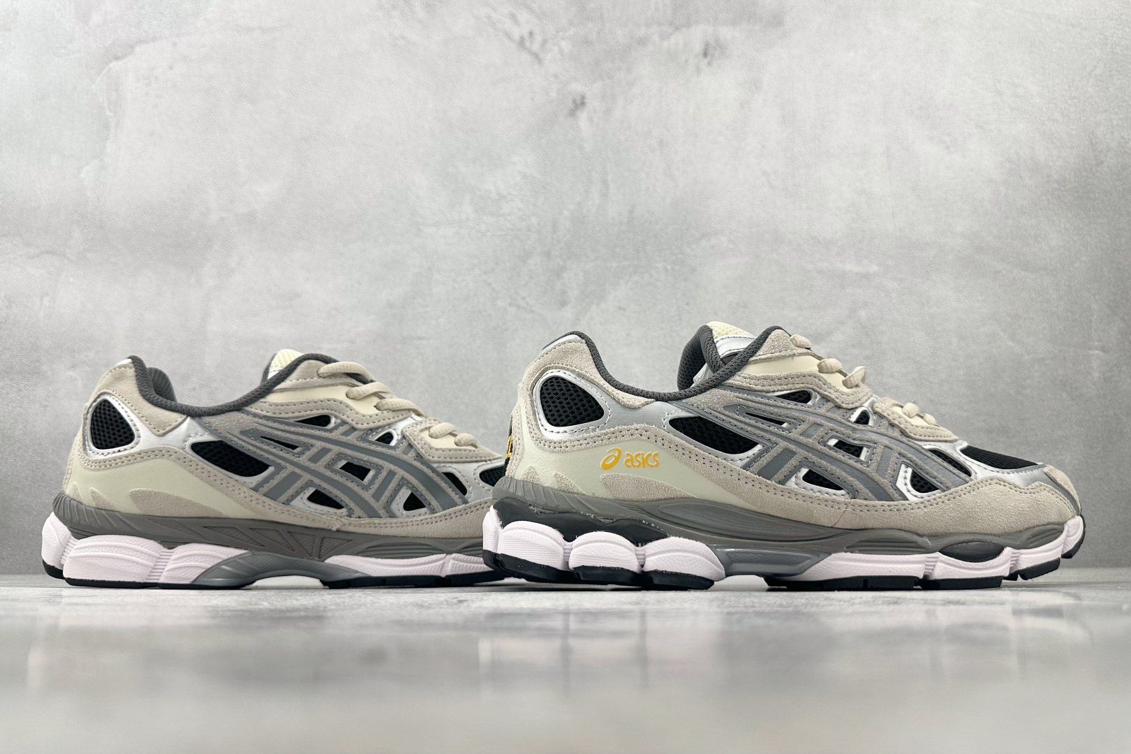 Asics GEL-NYC系列 米灰色 1201A789-001