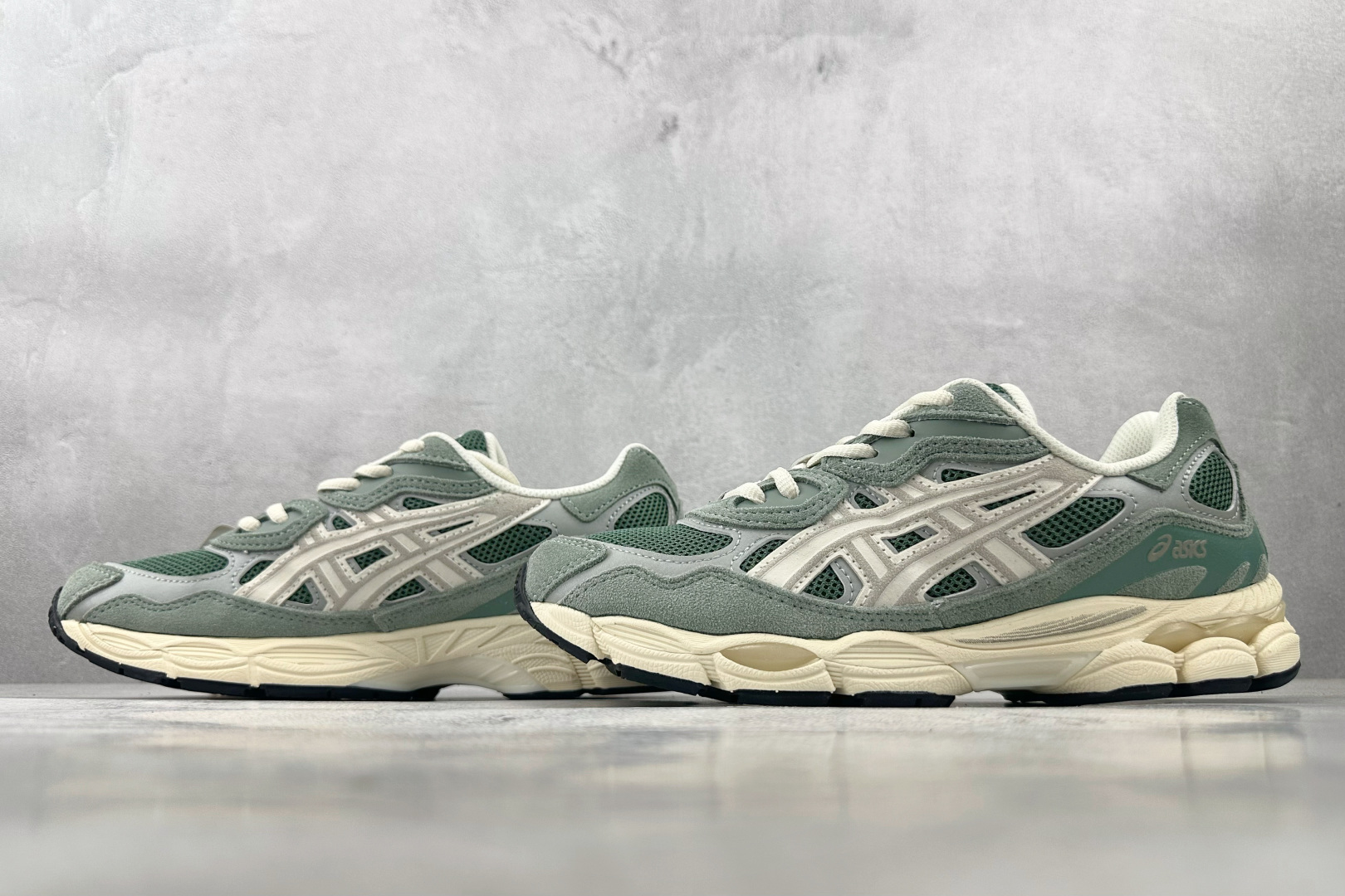 Asics GEL-NYC系列 绿色 1203A383-302