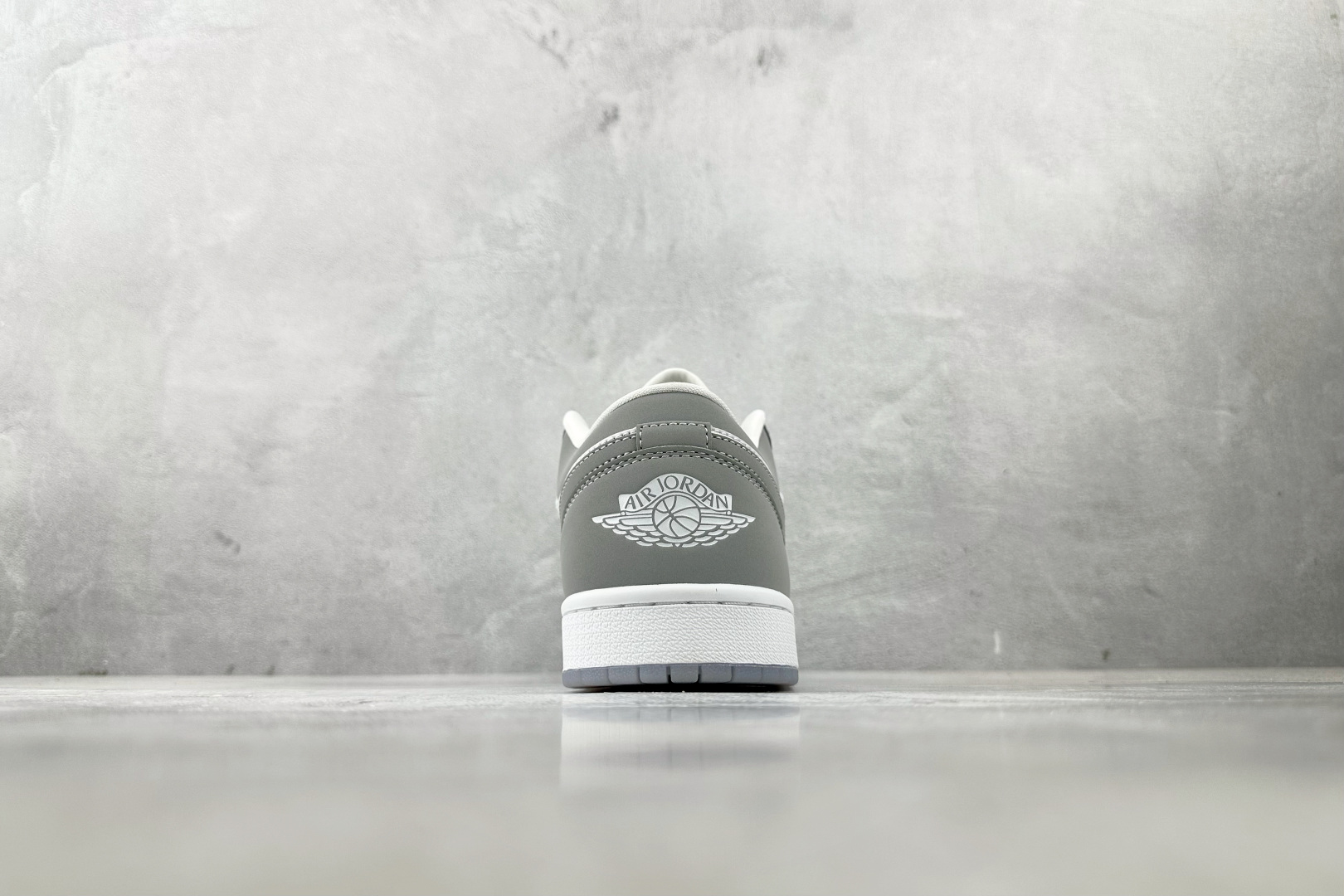 Jordan Air Jordan 1 low 灰白 DC0774-105