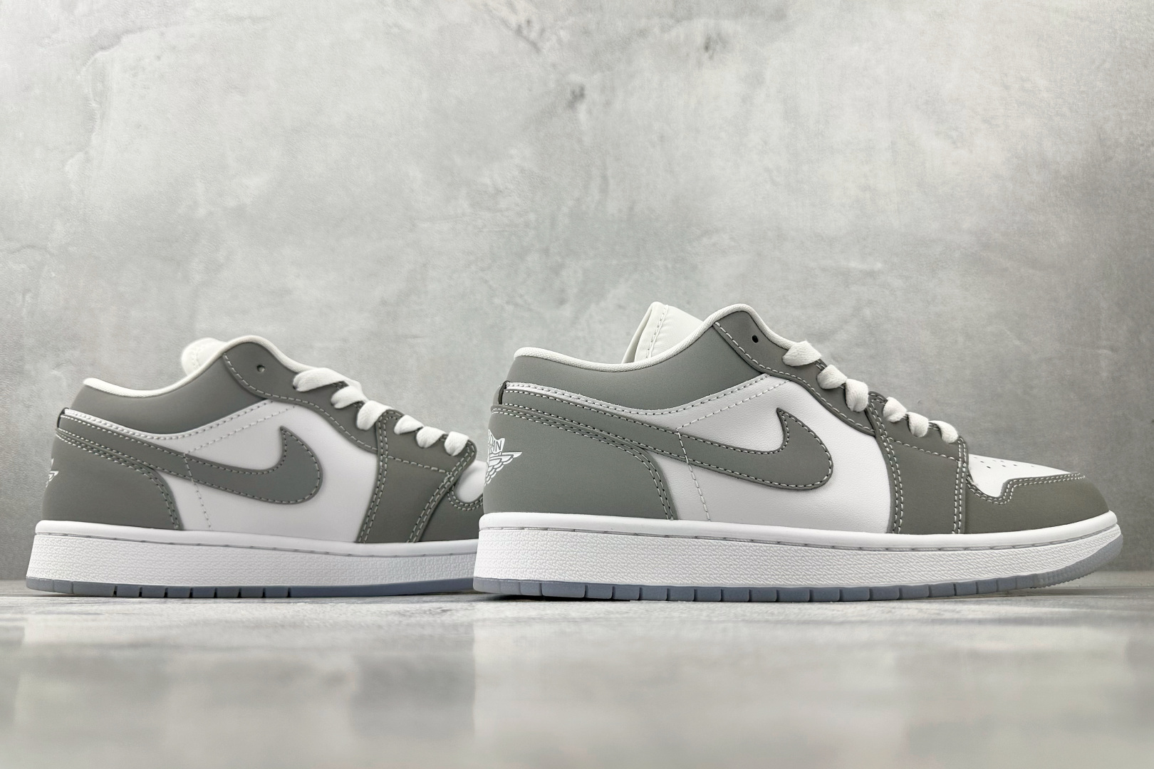 Jordan Air Jordan 1 low 灰白 DC0774-105