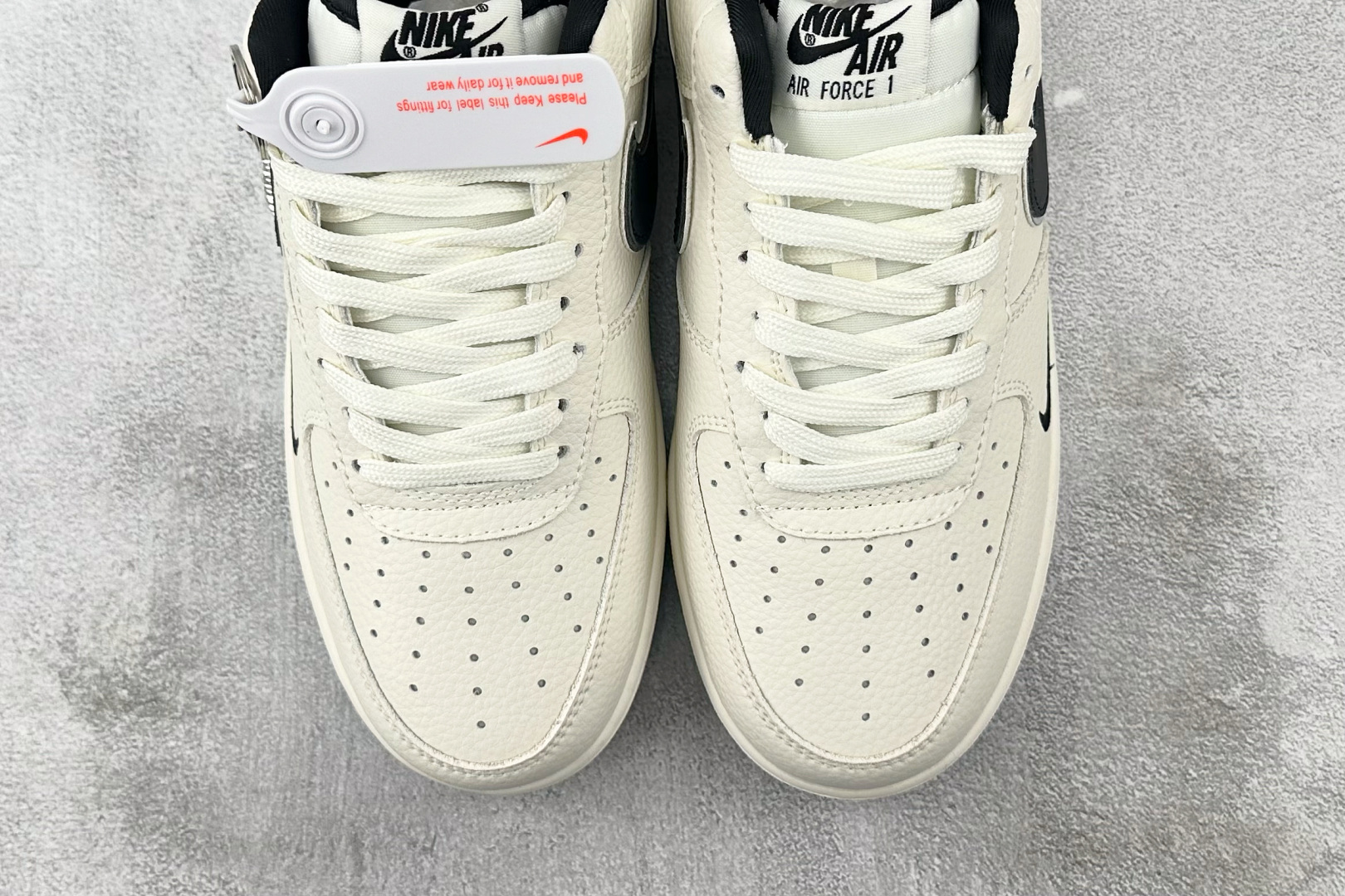 Nike Air Force 1'07 鬼脸 联名 米白黑 DF0188-072