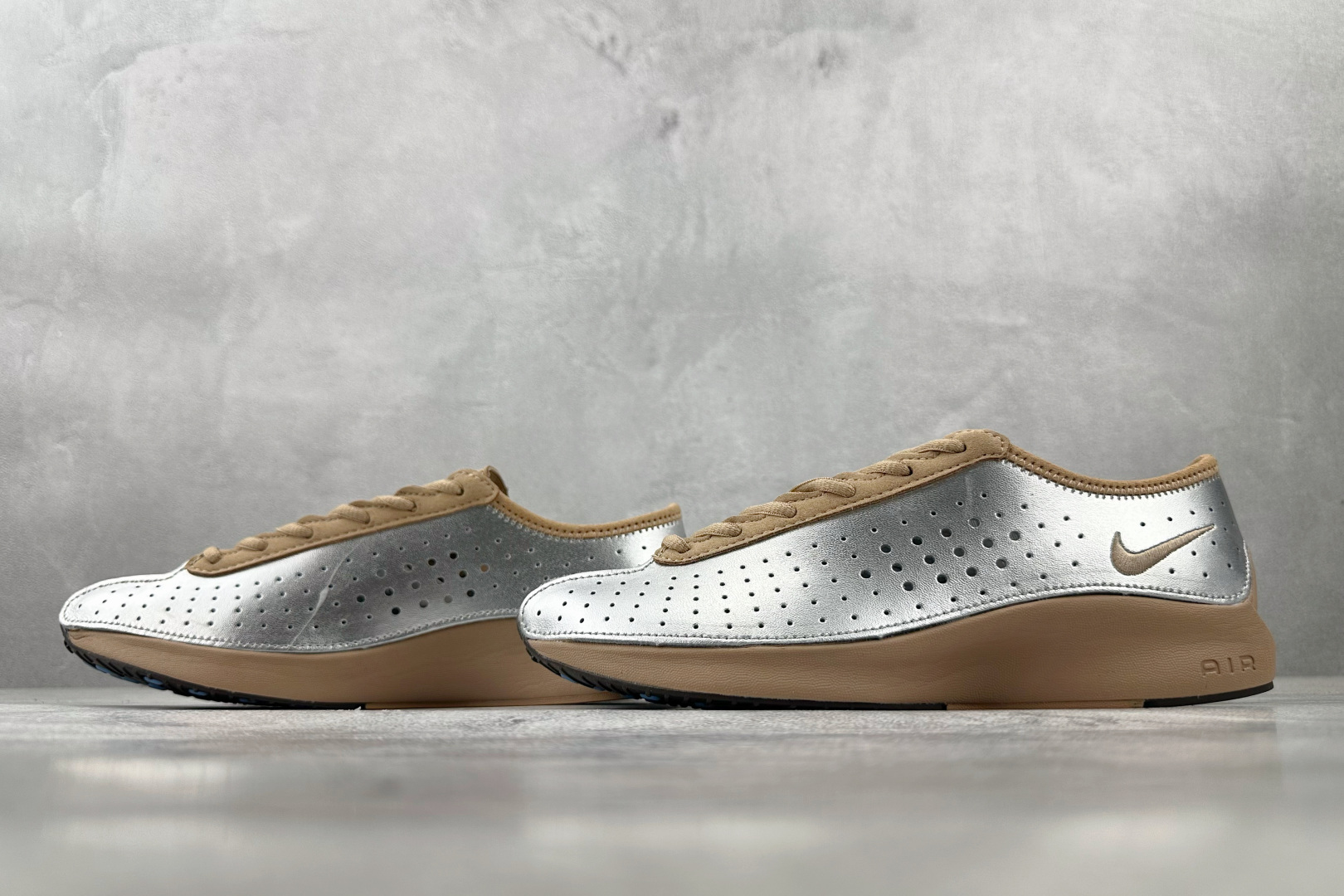 最强性价比 Nike Air Superfly 银色 IB5824-200