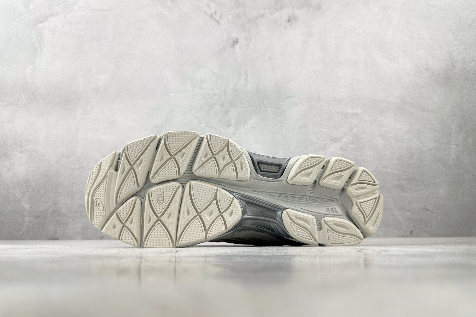 Asics GEL-NYC系列 浅灰 1203A739-100