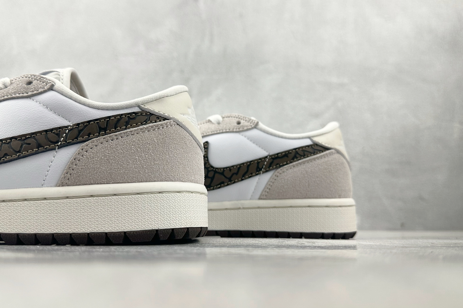 综合版 Jordan Air Jordan 1 白棕色 DD9315-116