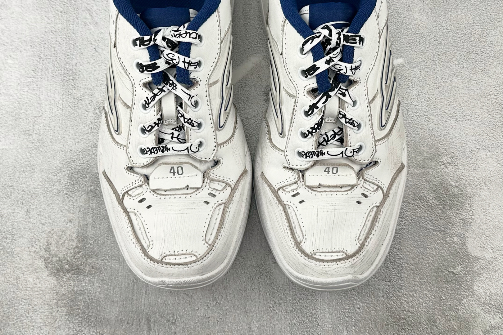 最新外贸批次 Balenciaga巴黎世家 Hamptons Worn-Out 白色 841765WCURB