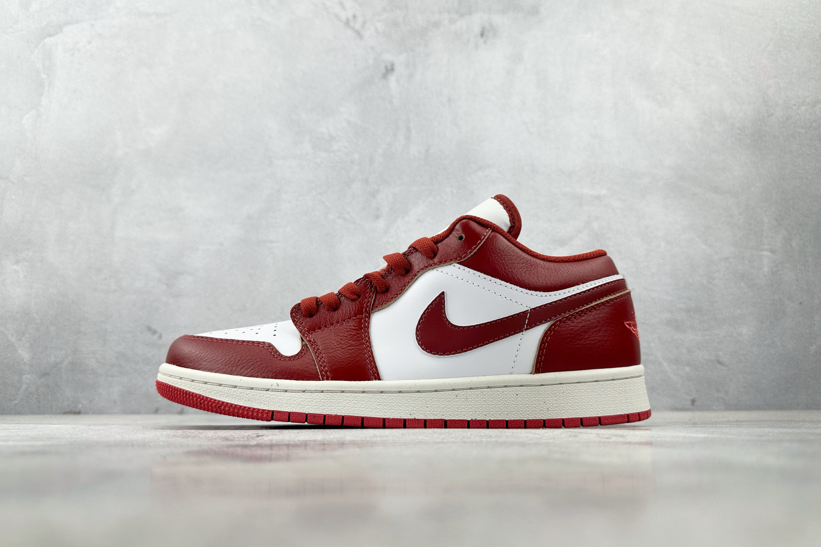 Jordan Air Jordan 1 low 沙丘红 FJ3459-160