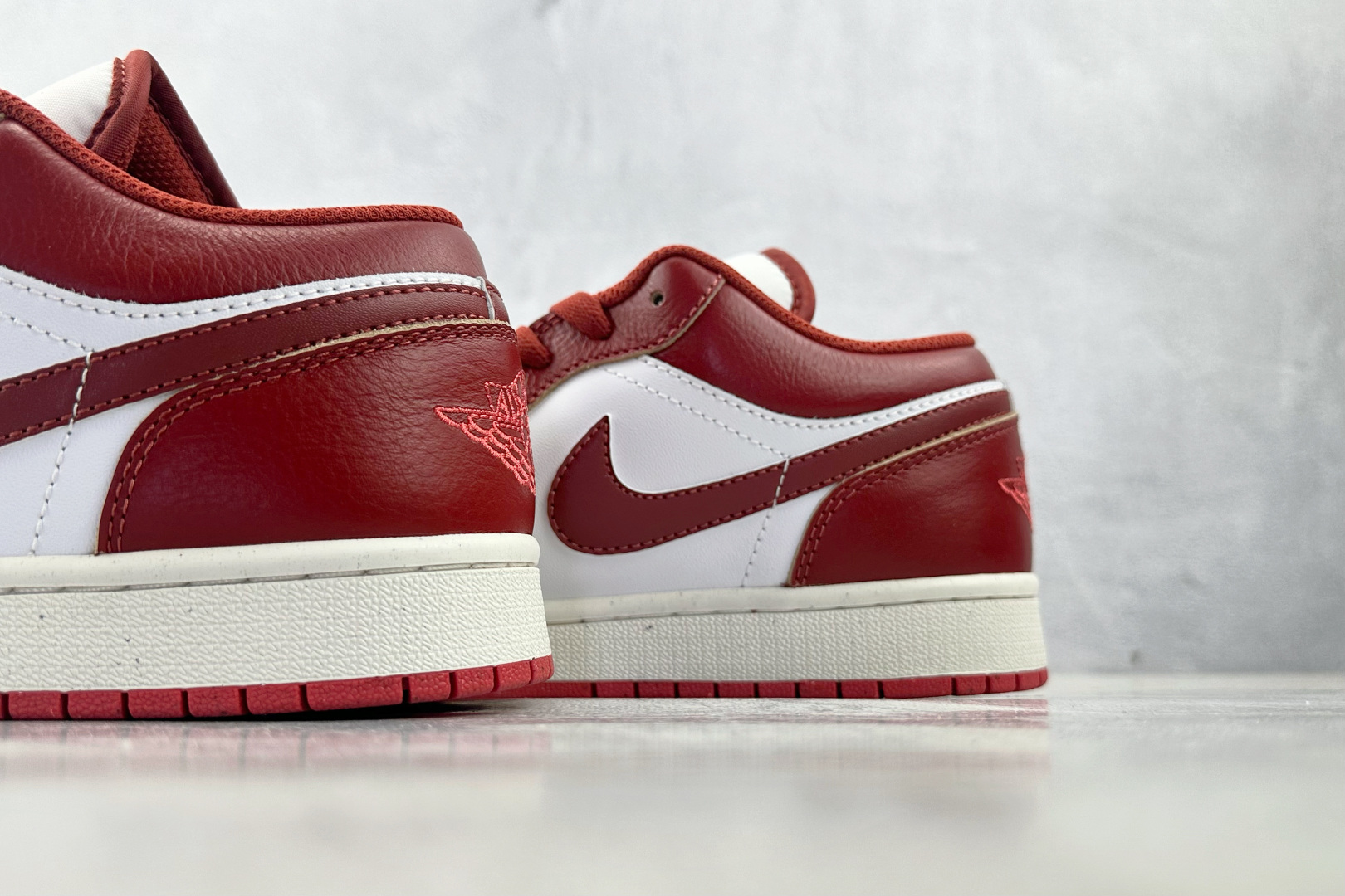 Jordan Air Jordan 1 low 沙丘红 FJ3459-160