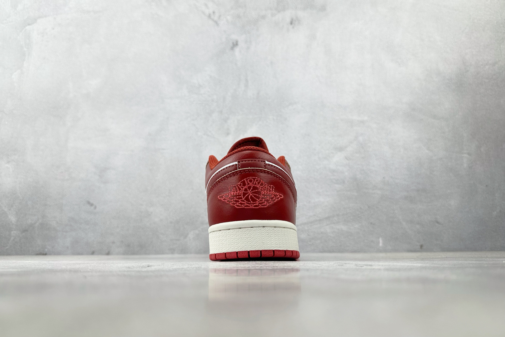 Jordan Air Jordan 1 low 沙丘红 FJ3459-160