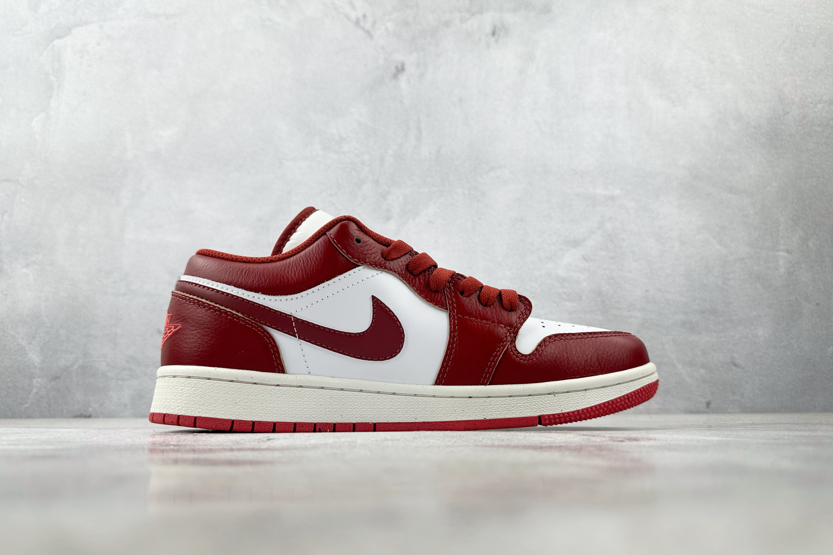 Jordan Air Jordan 1 low 沙丘红 FJ3459-160