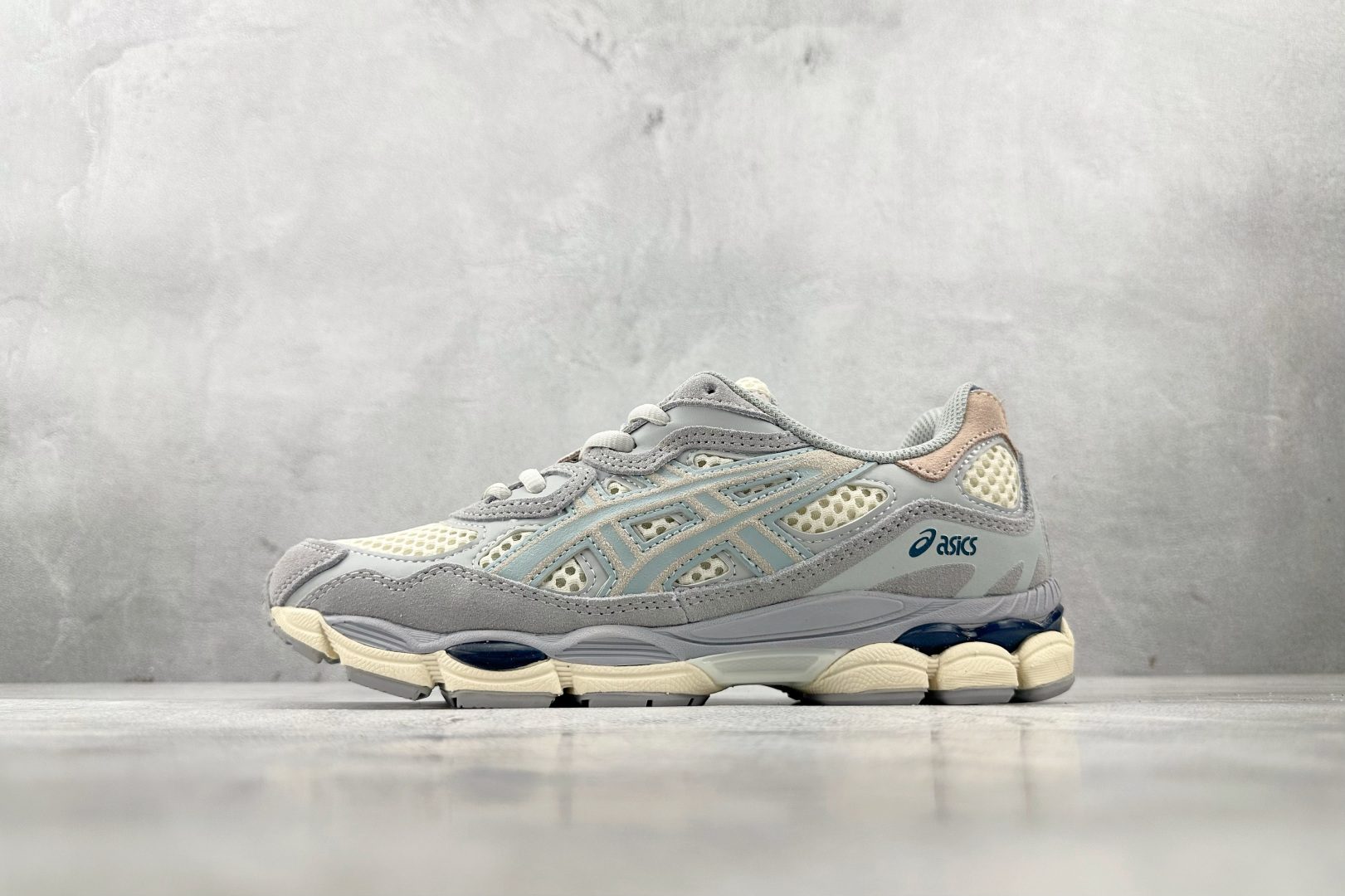 Asics GEL-NYC系列 米灰色 1203A372-600