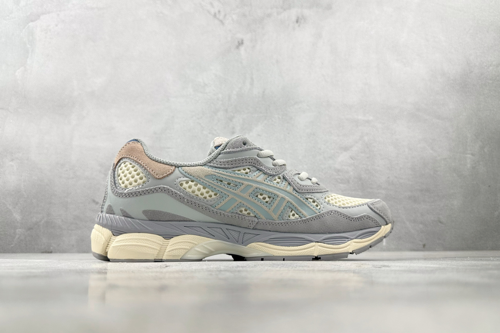 Asics GEL-NYC系列 米灰色 1203A372-600