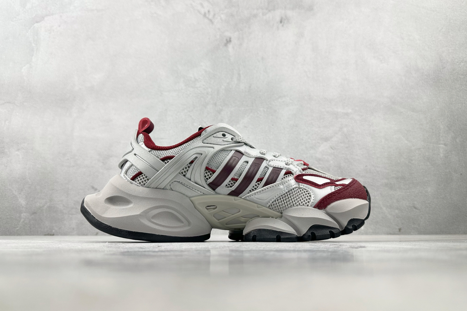 图片[2]-YH  adidas XLG RUNNER DELUXE 银酒红 货号：JP5762 尺码：36 36.5 37 38.5 39 40 40.5 41 42 42.5 43 44 44.5 45-选品中心