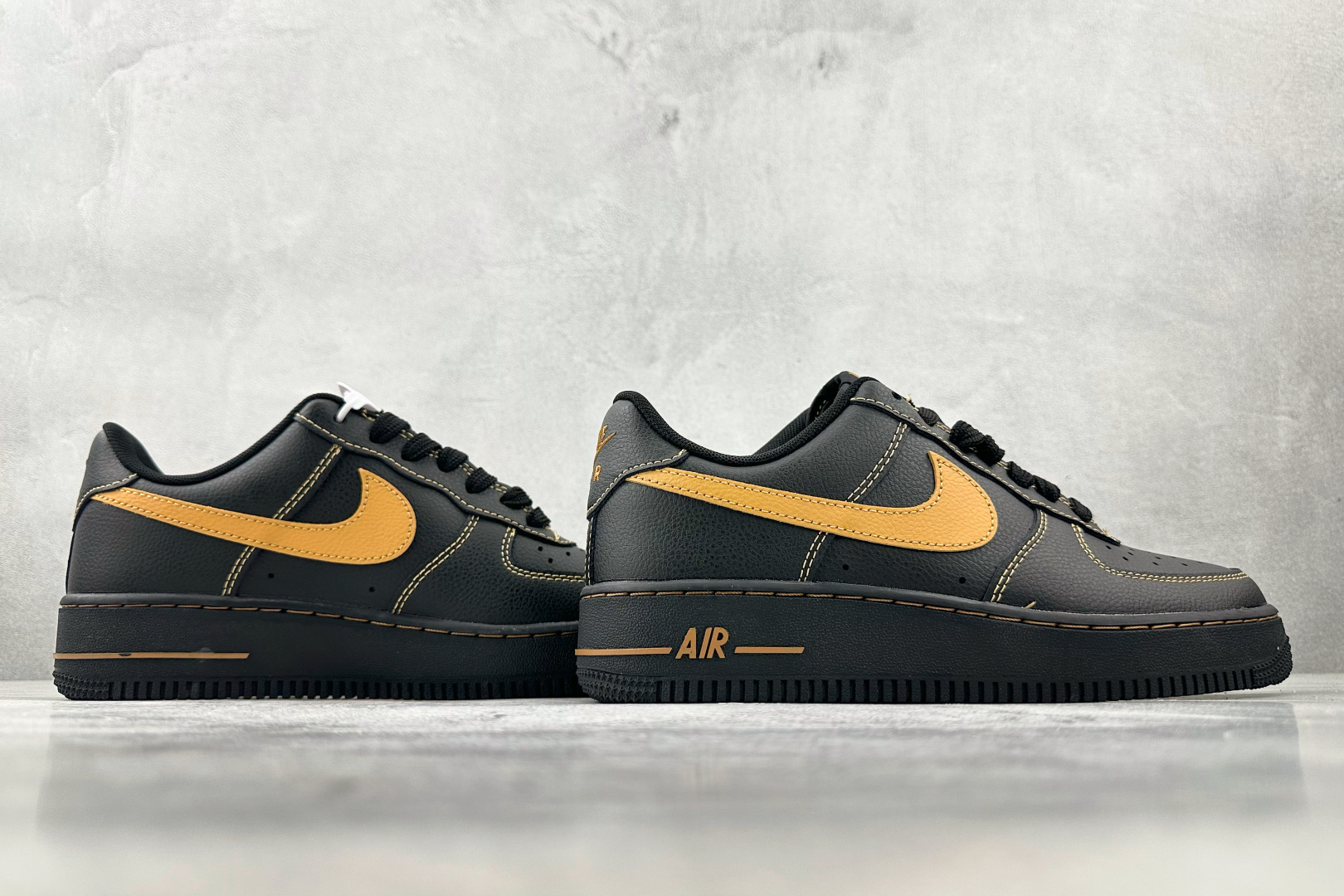 Nike Air Force 1 Low 黑色 HQ2037-003