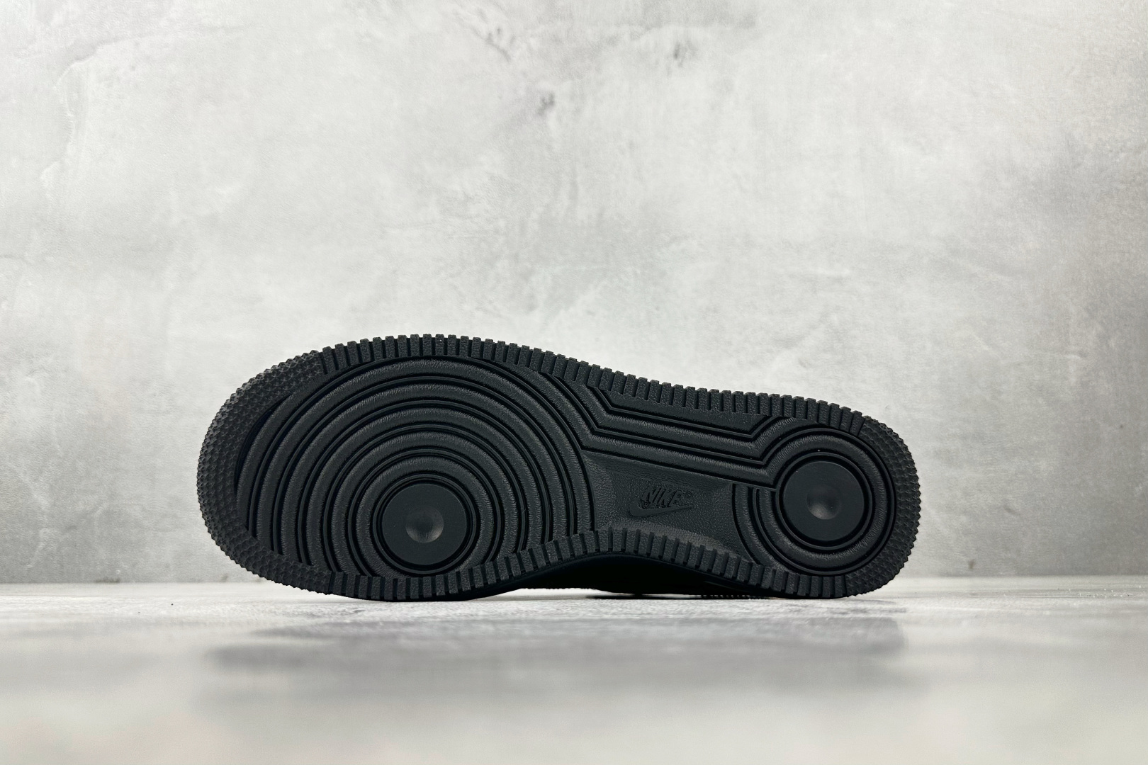 Nike Air Force 1 Low 黑色 HQ2037-003