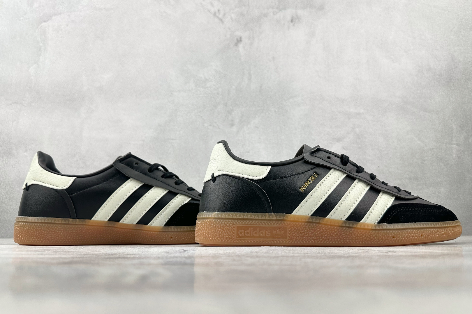 出口订单 INVINCIBLE x adidoriginals HANDBALL SPEZIAL 黑色 JQ6252