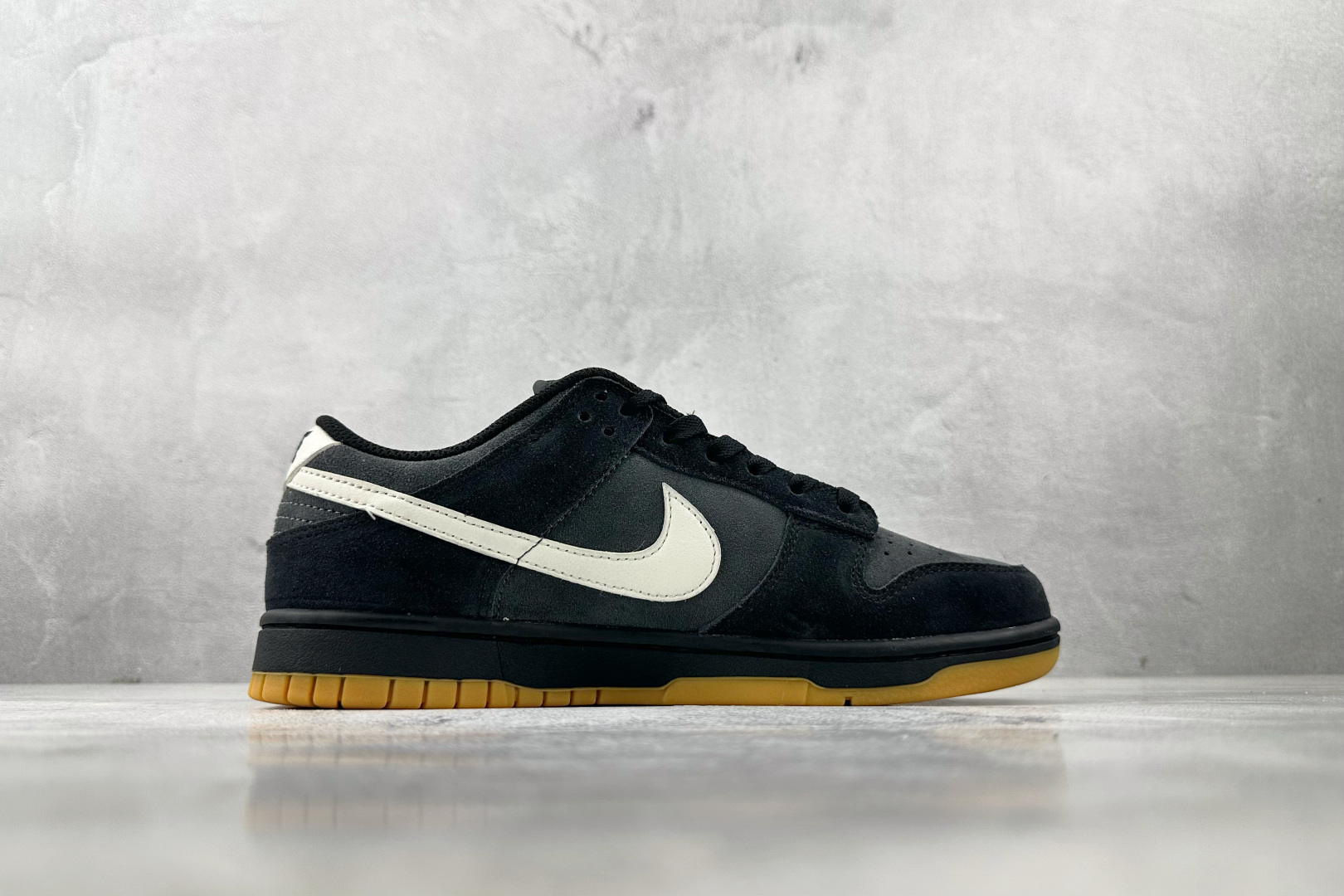 Nike Dunk Low retro 黑色 HQ1931-001