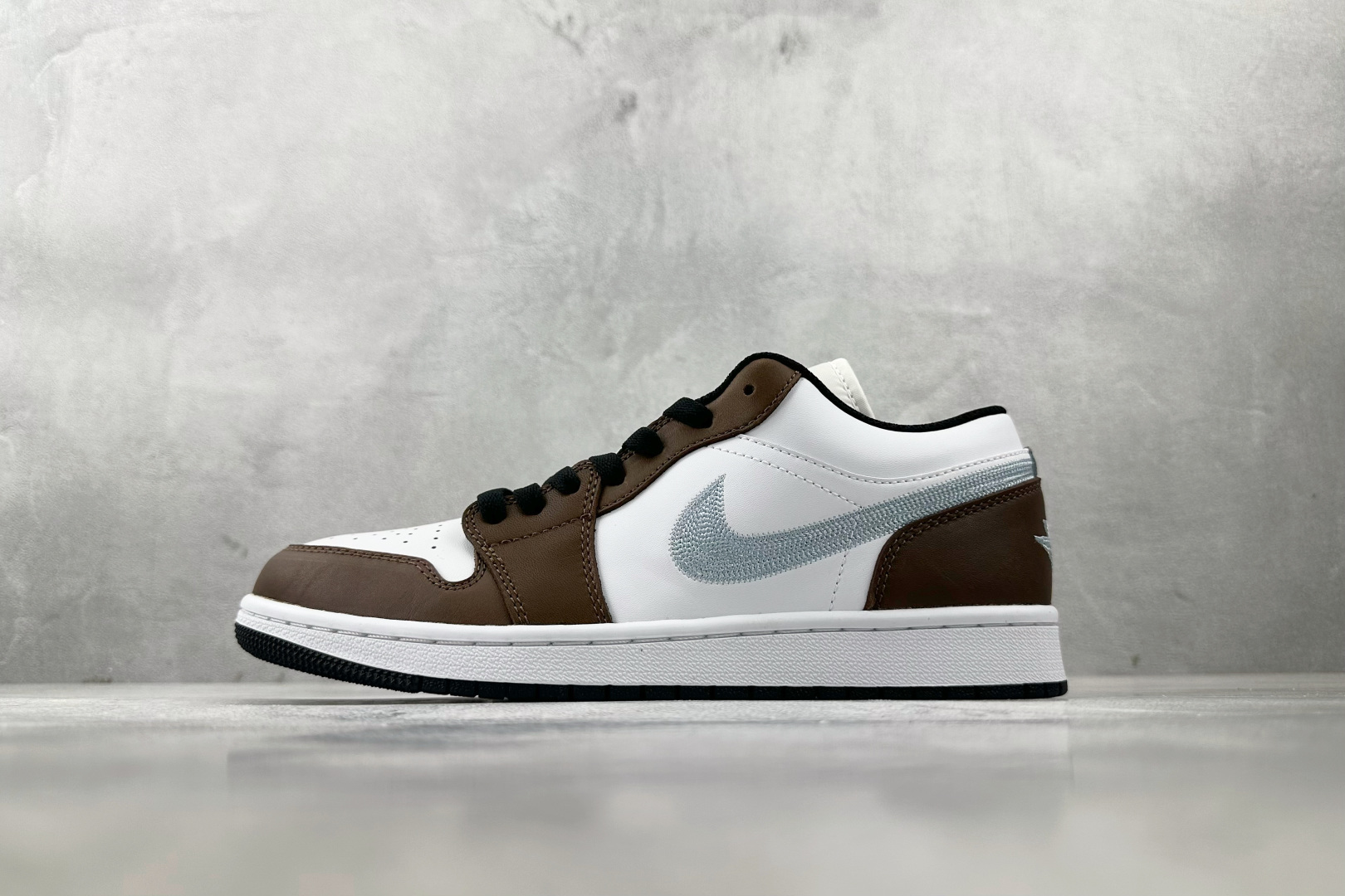 Jordan Air Jordan 1 low 白褐色 FQ7832-142