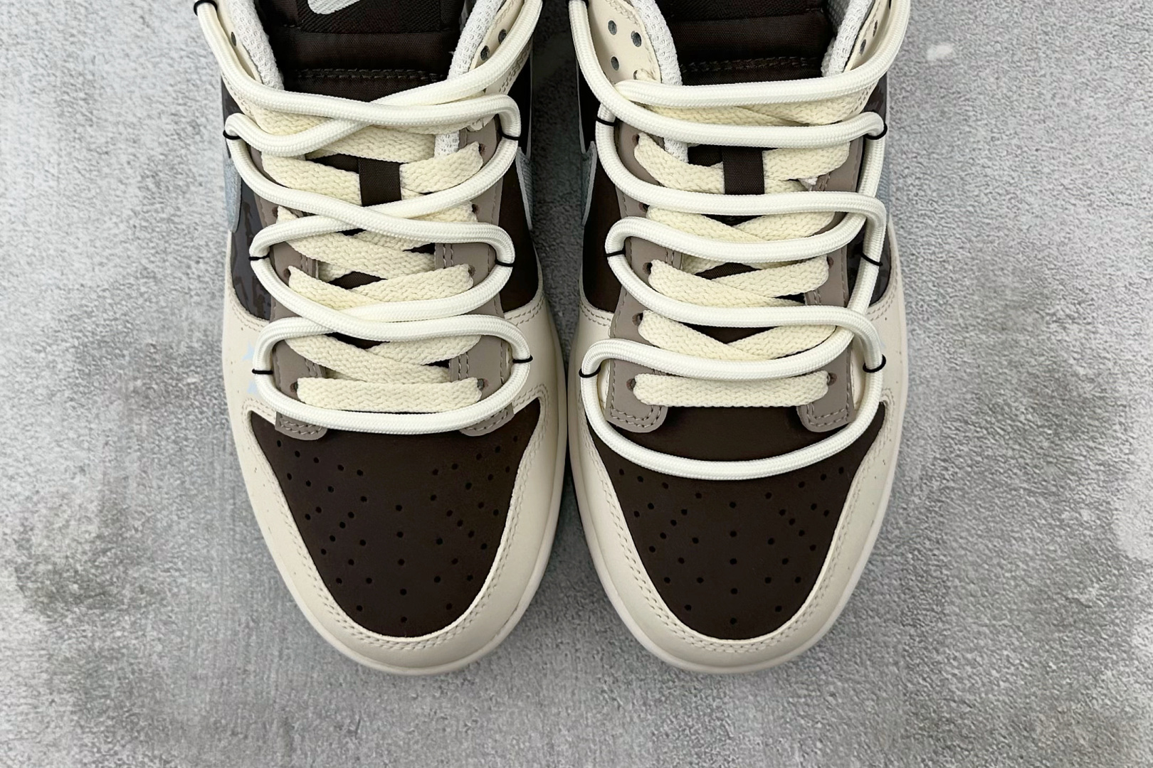 特价 
【定制球鞋】Nike Dunk 复古星潮 米白色

货号：HF4292-100(Team163-
