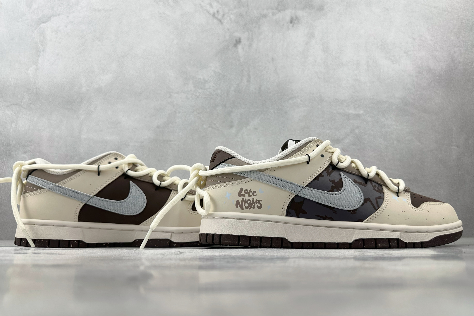 特价 
【定制球鞋】Nike Dunk 复古星潮 米白色

货号：HF4292-100(Team163-