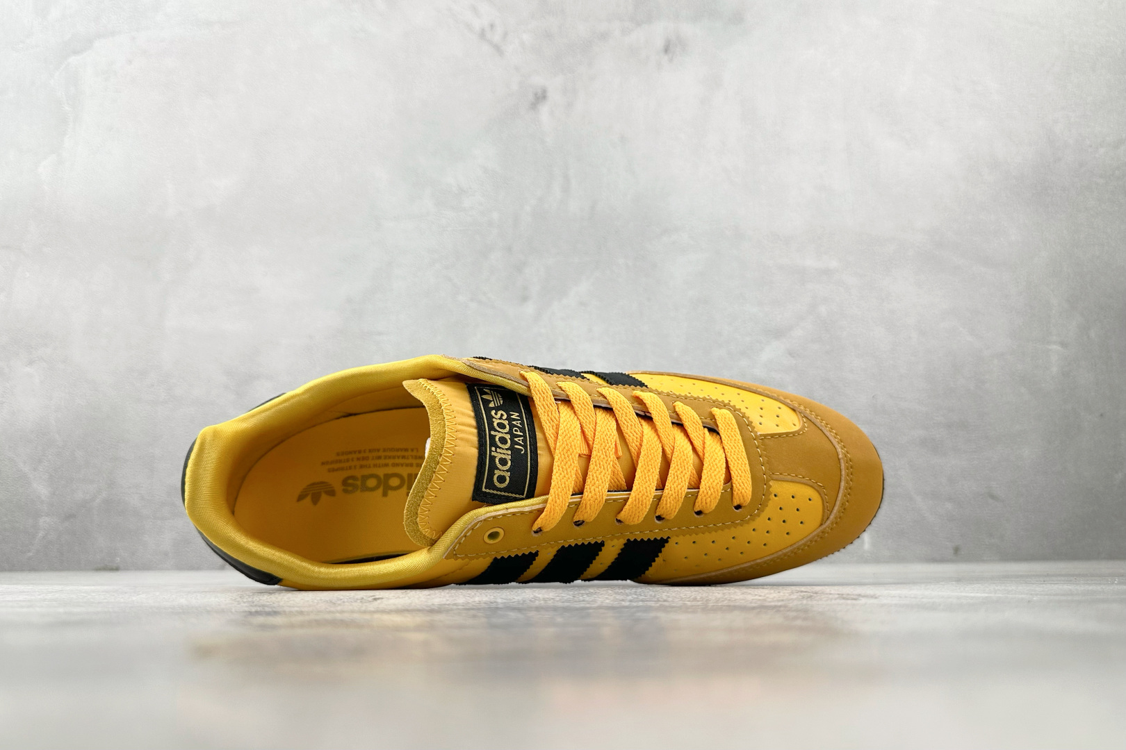 出口订单 adidoriginals JAPAN W 黄黑色 JI2665