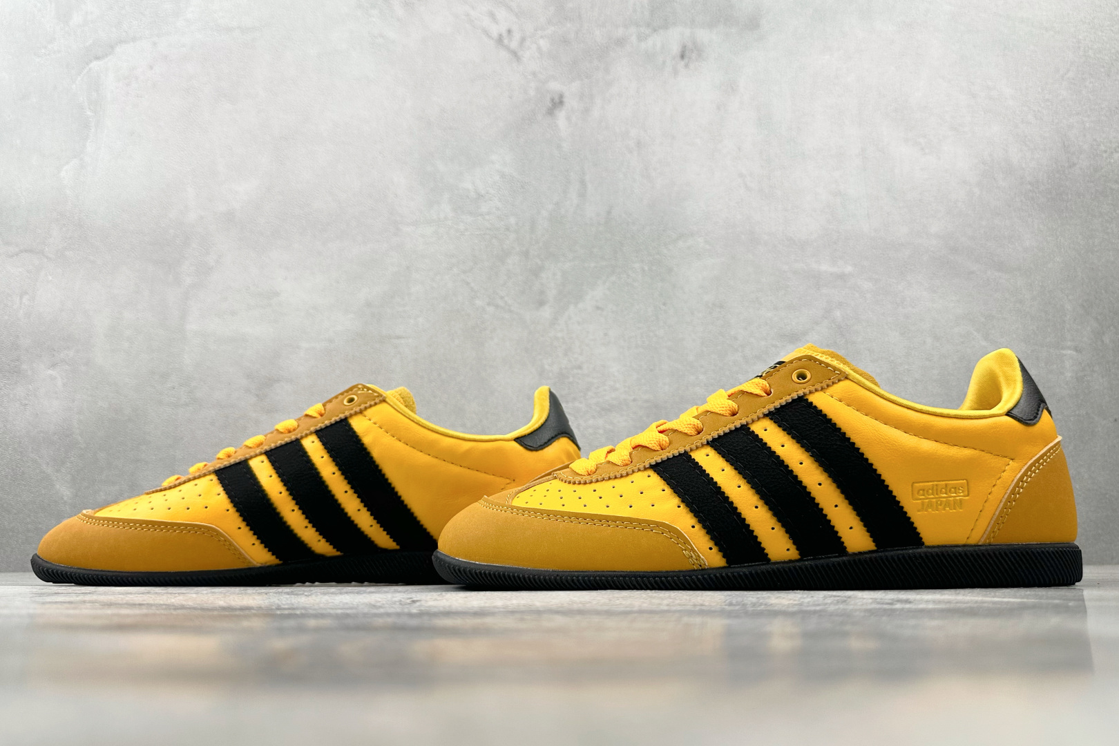 出口订单 adidoriginals JAPAN W 黄黑色 JI2665