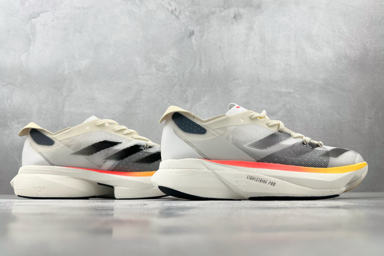 平台订单 adidAdizero Adios Pro 3 白银色 IG6442