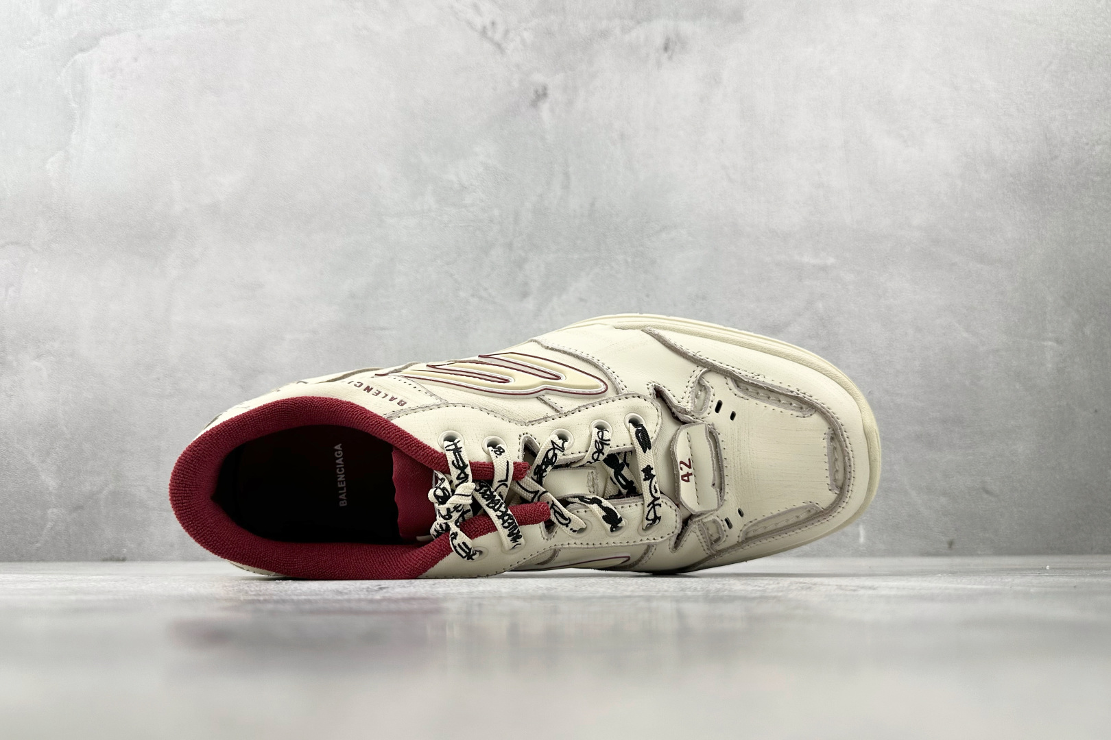 最新外贸批次 Balenciaga巴黎世家 Hamptons Worn-Out 米色 841765WCURS