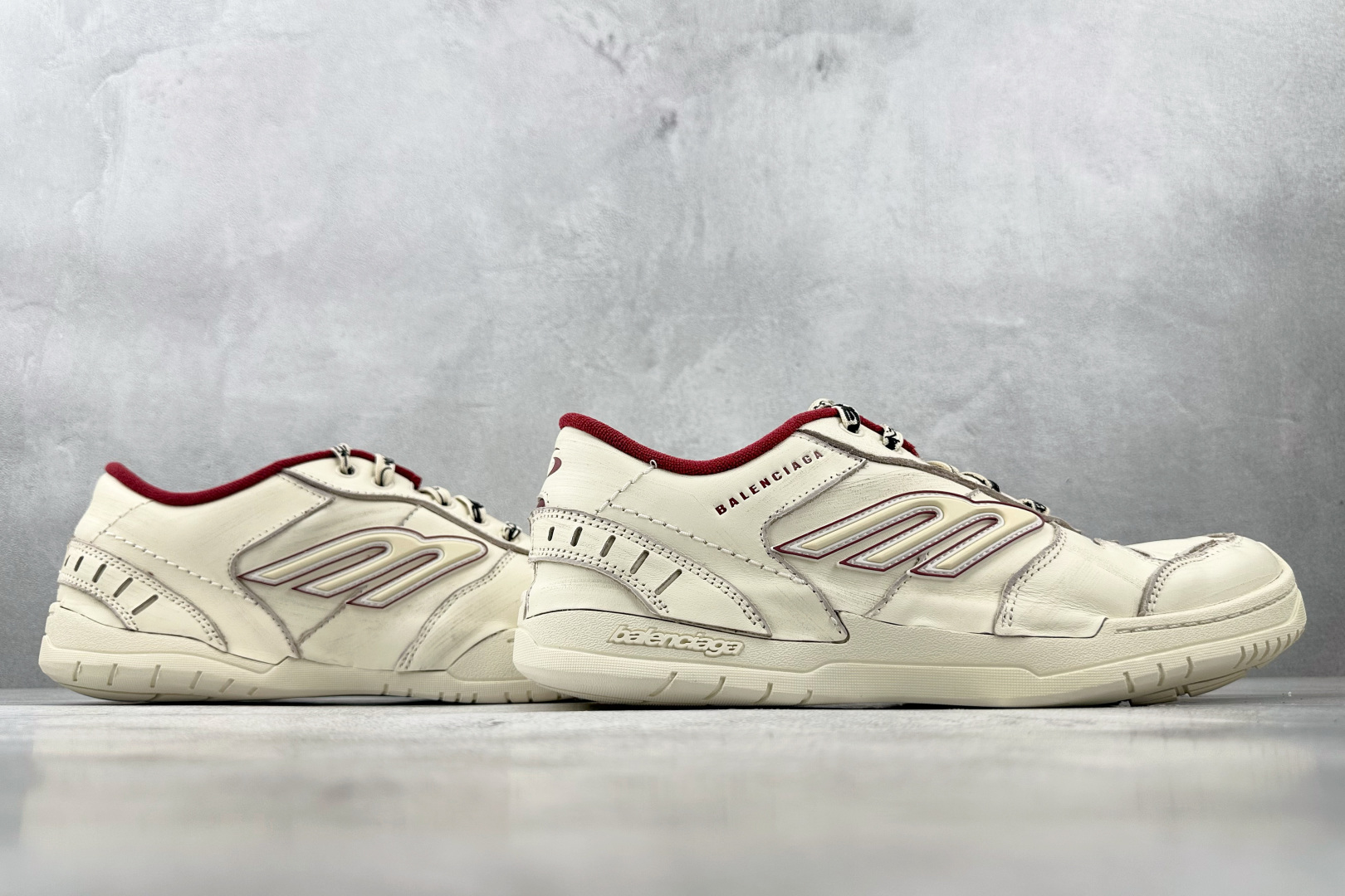 最新外贸批次 Balenciaga巴黎世家 Hamptons Worn-Out 米色 841765WCURS