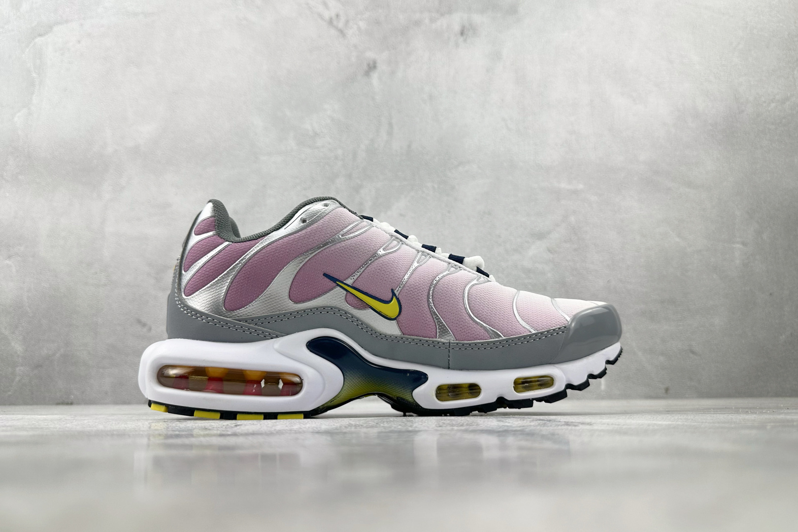 图片[2]-外贸 GW  Nike Air Max Plus 银紫 货号：FN8007-500 尺码：36 36.5 37.5 38 38.5 39 40 40.5 41 42 42.5 43 44 44.5 45 46-选品中心